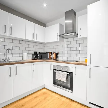 Apartmán Centre - Two Bedroom - Secure Parking - 107h *